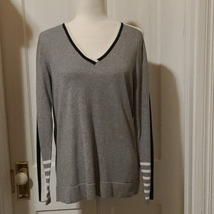 Tommy Hilfiger Women's Sweater (NWT)